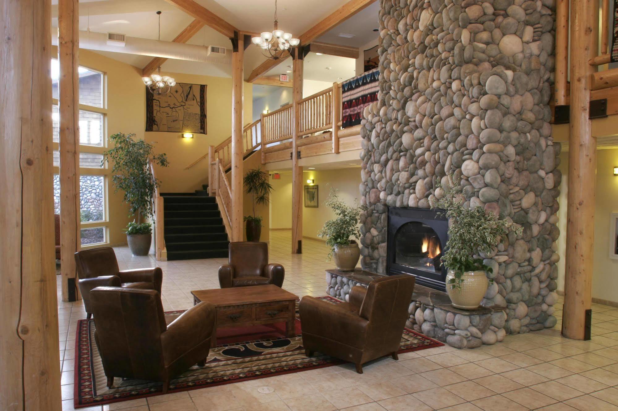 River Lodge And Cabins Boardman Interior foto
